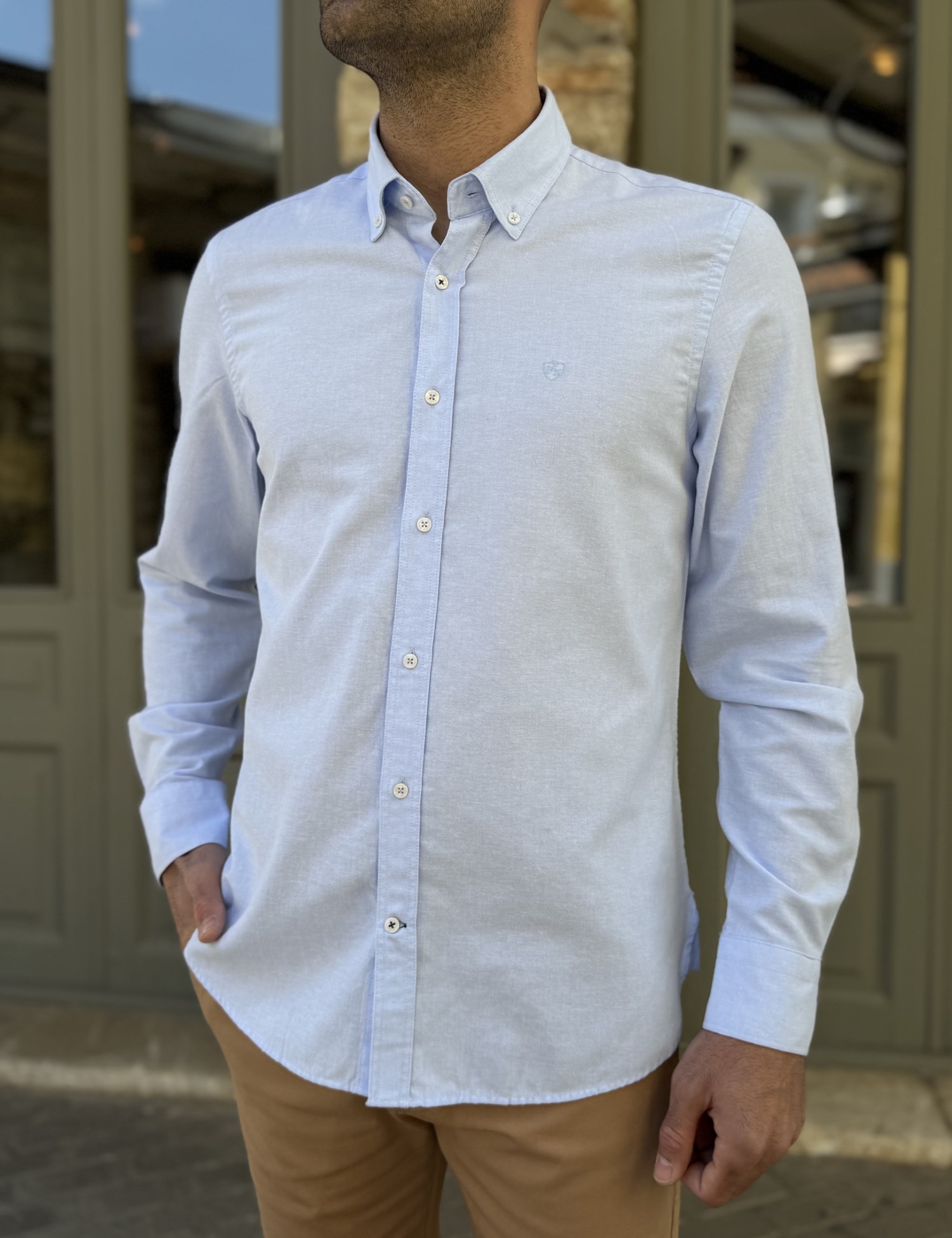 Ανδρικό σιέλ πουκάμισο με γιακά 1754S